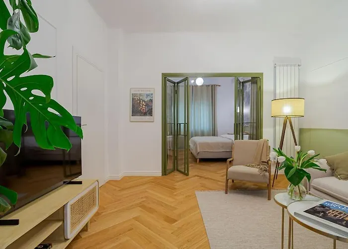 Designer Signature 2 Bdr Cismigiu Park 80Sqm