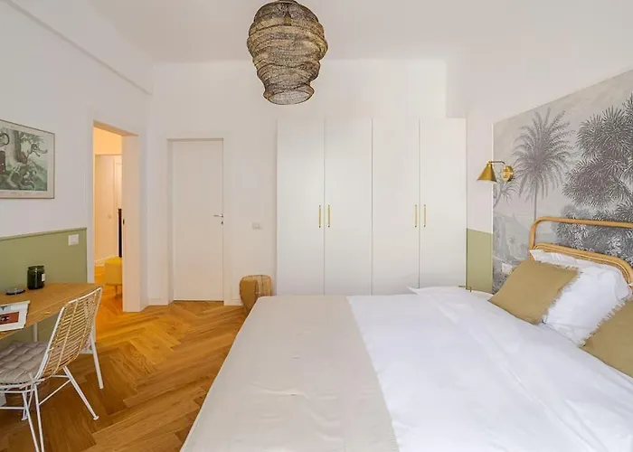Designer Signature 2 Bdr Cismigiu Park 80Sqm