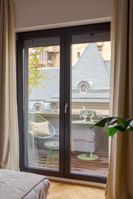 Designer Signature 2 Bdr Cismigiu Park 80sqm