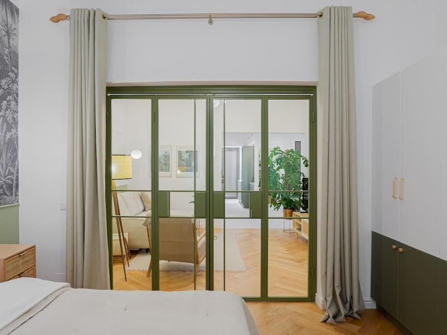 Designer Signature 2 Bdr Cismigiu Park 80sqm *