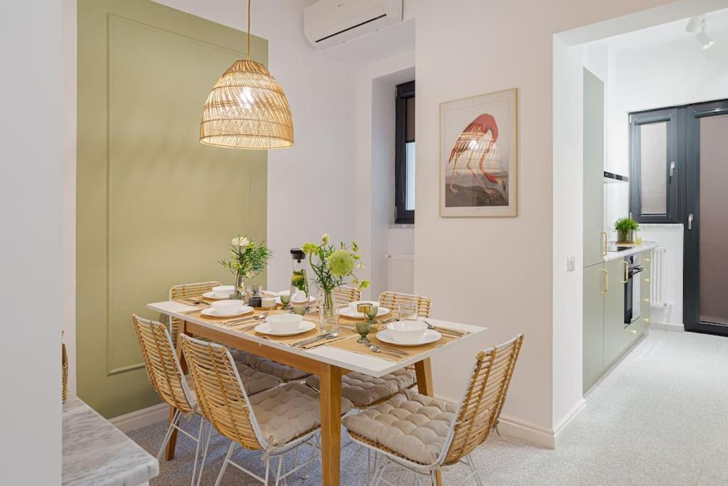 Designer Signature 2 Bdr Cismigiu Park 80sqm Bucharest