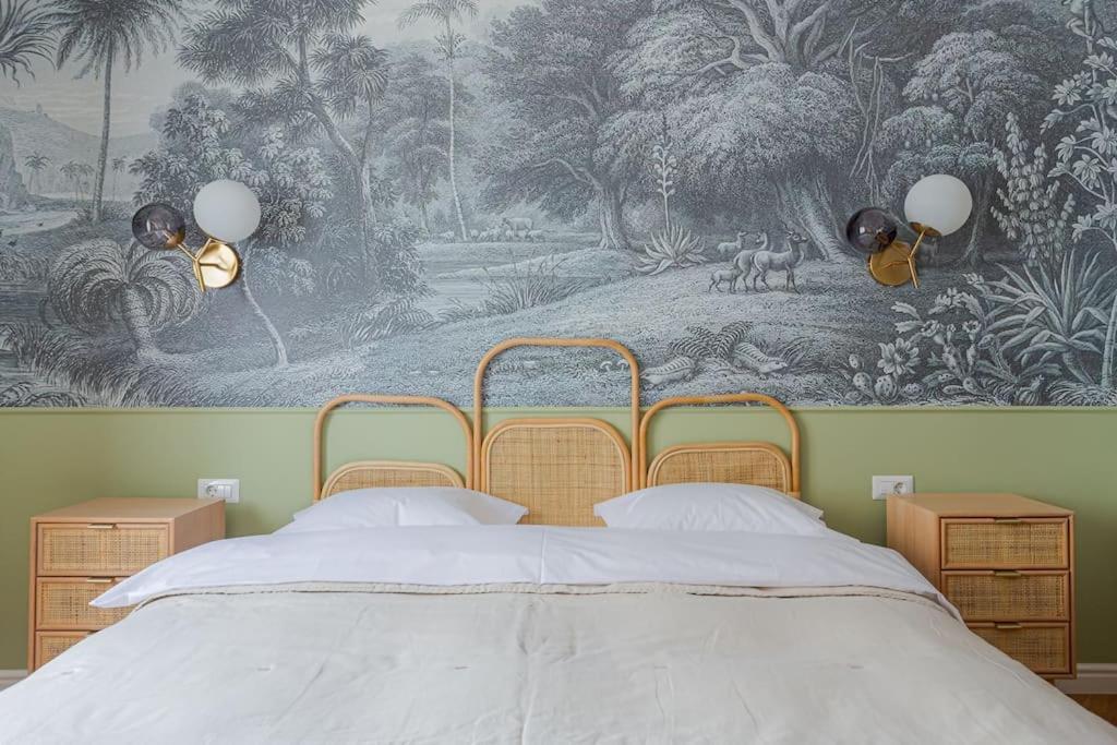 Designer Signature 2 Bdr Cismigiu Park 80sqm * Bucharest