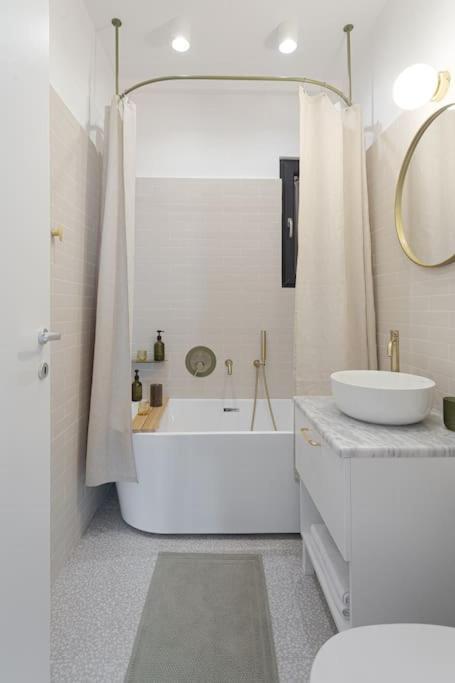 Apartment Designer Signature 2 Bdr Cismigiu Park 80sqm *